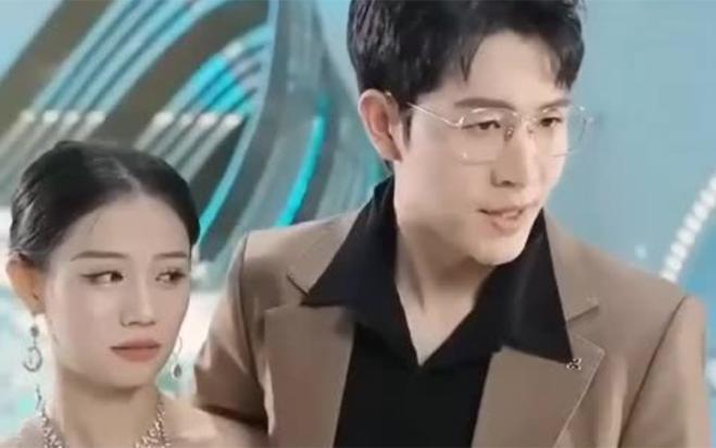 替身上位總裁輕點撩(錯認成寵，張先生寵妻好甜)(全集)