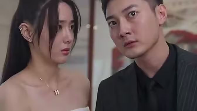 退婚后，她被財(cái)閥大佬嬌養(yǎng)了(全集)