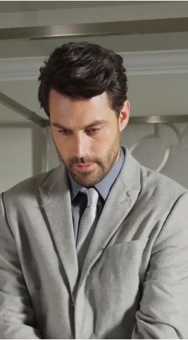 她藏起孕肚離職，禁欲上司急瘋了(全集)