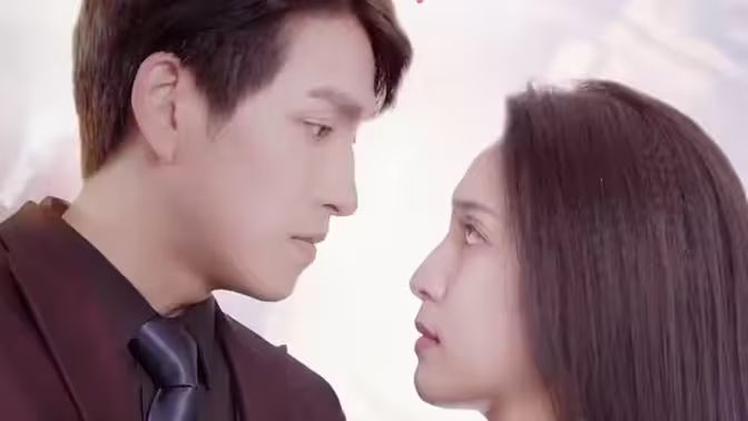 分手后閃婚了男?？偛?全集)